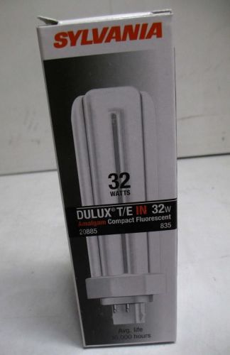 Lot of 20 Sylvania Delux 32 Watt Compact Flourescent Lamps CF32DT/E/IN/835/ECO