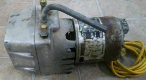 J/B Industries Fast Vac Model DV-85 Vacuum Pump