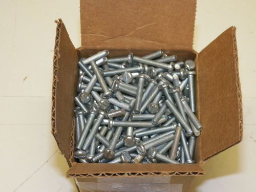 4mm x 25mm slotted machine screws steel (500) 0.7 thread pitch