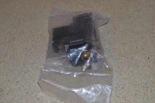 PARKER PS1-E18 SOLENOID VALVE - NEW