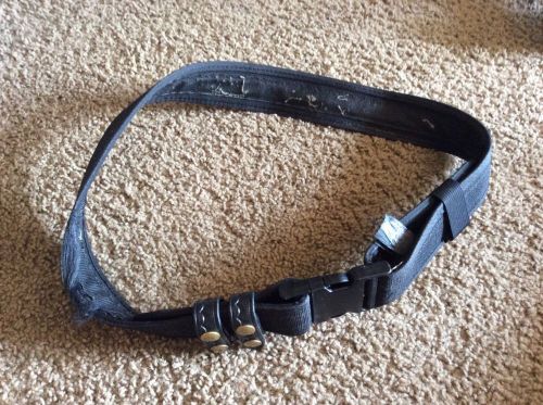 Safariland Nylon Heavy Duty Belt; Size Medium 32&#034;-38&#034;