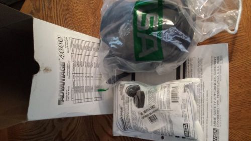 NEW Advantage 4000 Silicone Rubber Respirator Full Face Mask &amp; Cartidges Large