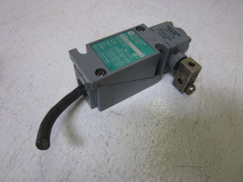 ALLEN BRADLEY 802G-GP SER.H GRAVITY RETURN LIMIT SWITCH *USED*