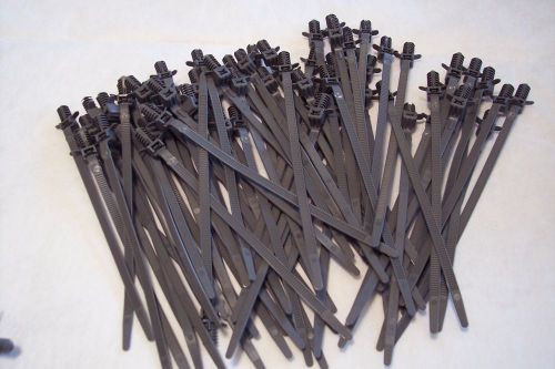 5 1/2 &#034; Fir Tree Push Mount Cable Tie UV Black Nylon 100 Pack