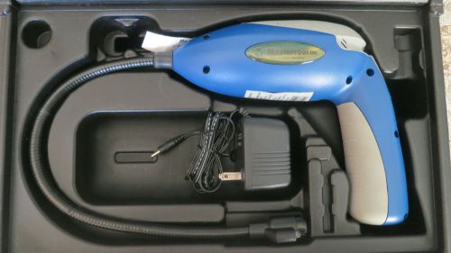 Mastercool 55500-110 Electronic Leak Detector w/Heated Sensor &amp; UV Blue Light