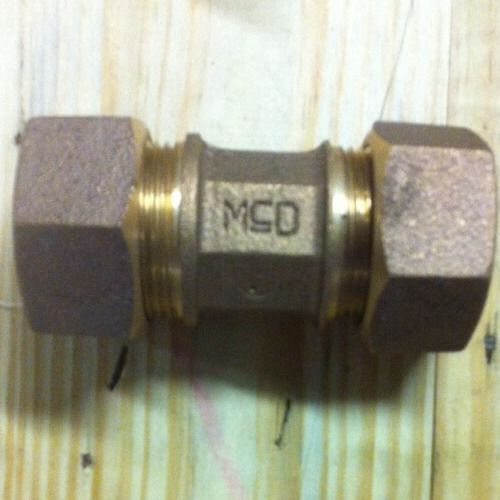 Mcdonald 1&#034; cts union connector    (e3) for sale