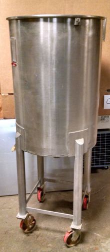 38 Gallon Stainless Steel Mixing Tank on Casters