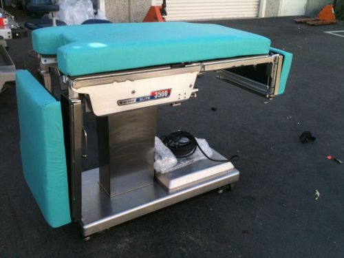 Skytron 3500 Surgical Table