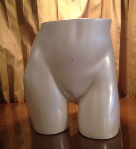 Fusion Specialties Female Mannequinn Bottom Half Torso Tabletop  Polyurethane