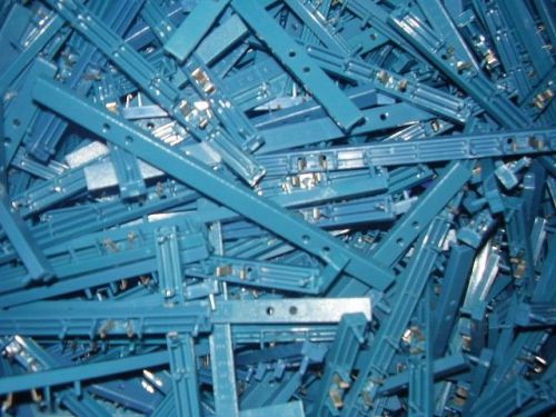 Lot of 1000 Dvd Blue Security Case Locks Tags NexPak Securecase Clips -