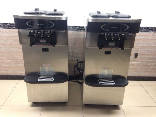 Two Taylor Frozen yogurt machine C723. Excellent Condition Low Price