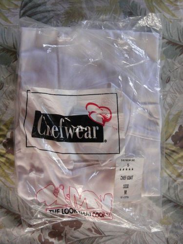 BRAND NEW CHEFWEAR CHEFCOAT SIZE M