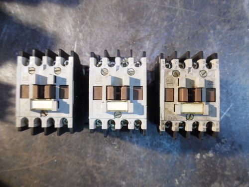 ALLEN BRADLEY 700-F220A1 RELAYS, SERIES B, LOT OF 3, USED