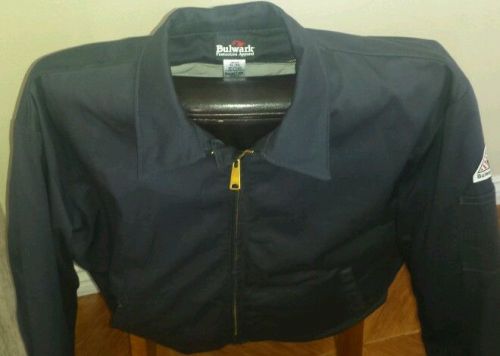 Xl Bulwark flame resistant jacket (NWOT)