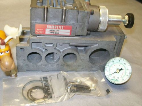 152RS115O Numatic Regulator Valve with 160 PSI Pressure Guage