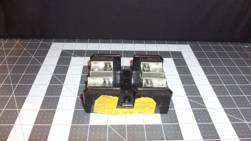 Bussmann t60100-2c,100a 600v class t 2 pole fuse block w&#039; box lug  ((64-3590)) for sale