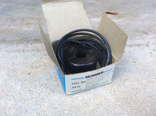 Skinner Parker Solenoid Valve Molded Coil V5-7735-F24 NEW $40