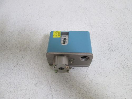 SMC PRESSURE SWITCH ISC302-02L5-X220 *NEW OUT OF BOX*