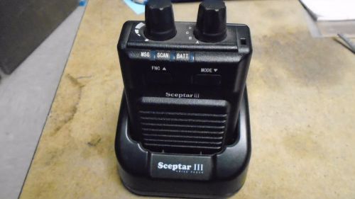 NEW sceptar 3 pager with charging base model SP-AV100 VHF