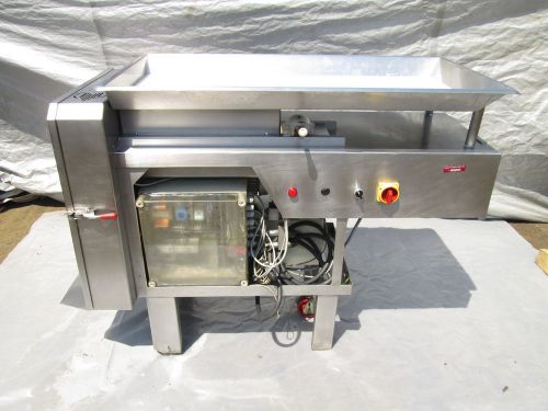 FOODLOGISTIC MODEL MS-120-JM MEAT DICER / MEAT DICING MACHINE (NEEDS KNIVES)