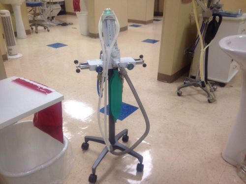 Accutron Mobile Cart With 2 Unit Yoke Nitrous Flowometer