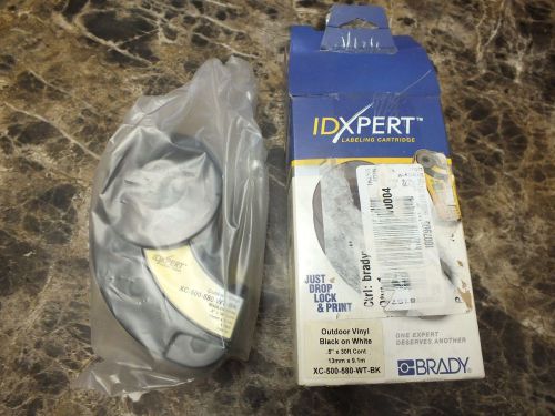 New Brady IDXPERT XC-500-580-WT-BK Outdoor Vinyl Black On White .5&#034; x 30&#039;