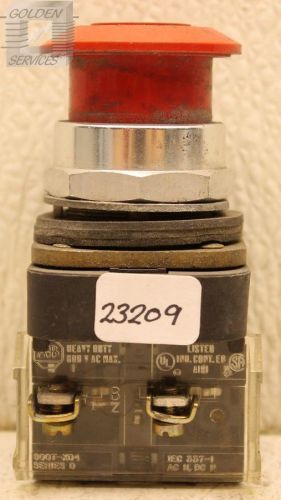 Allen-Bradley 800T-FX D4 Push-Pull Button with 800T-XD4 Series D