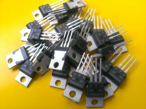 [50 pcs] RURP820C Intersil 8A 200V Dual Ultrafast 25ns Diodes TO220AB (MUR1620C)