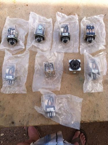 Nine GW Eagle Signal C84 22Q-1003 120V Coil Timer Relays, New