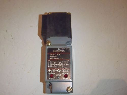 Siemens Switch Body 3RG07-SCL PHOTO ELECT HEAD 3RG07-DP2