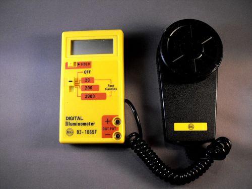 GREENLEE 93 - 1065  DIGITAL ILLUMINATOR - LIGHT METER