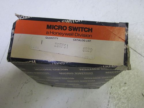 MICROSWITCH 205FS1 PROXIMITY SENSOR (BLUE &amp; WHITE BOX)  *NEW IN A BOX*