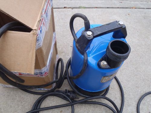 2&#034; Tsurumi Sump/Trash/Waterfall pump LB800 (Used, but very good condition)