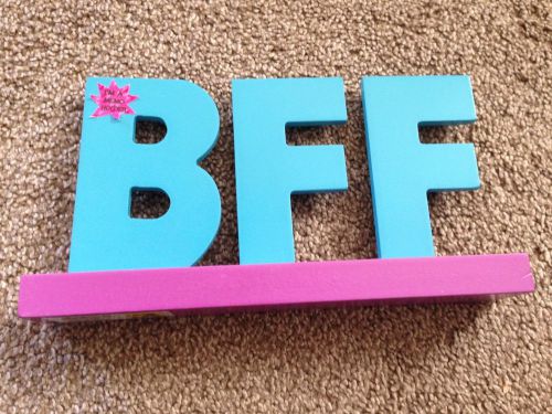 Brand New BFF Memo Holder