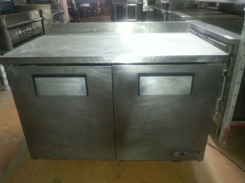 TRUE Worktop Refrigerator TWT-48