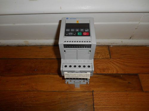 Allen Bradley 160-BA01NSF1P1 Ser. C Drive