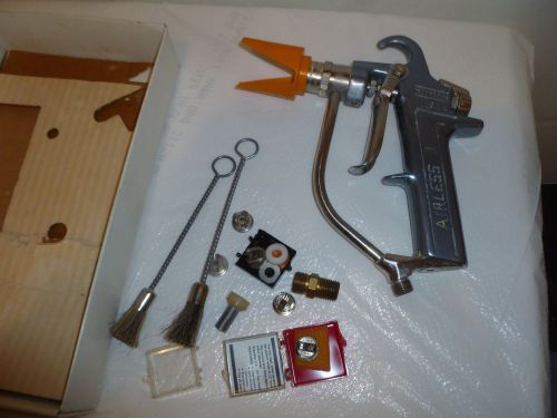 BINKS AIRLESS 1 PAINT SPRAYER GUN USED