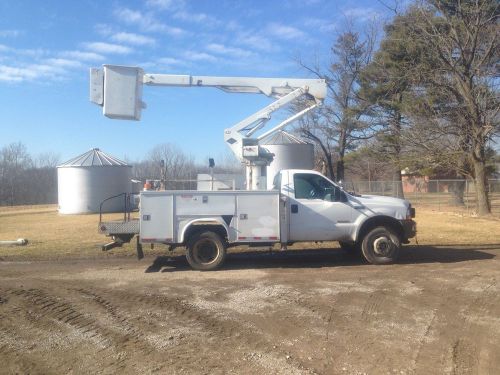 2003 Ford F550 4x4 Bucket Truck Diesel