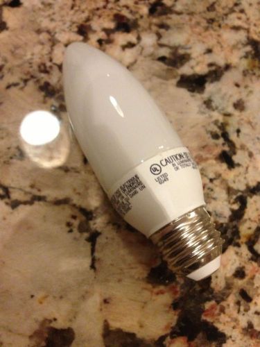 (LOT-2) GE FLUORESCENT COMPACT ,CANDLE MEDIUM BASE 5 WATT