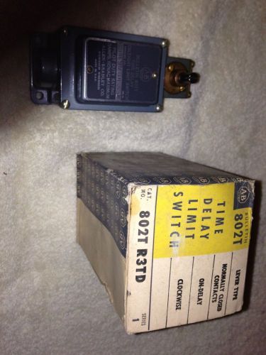 New-NOS  Allen-Bradley 802T-R3TD Time Delay Limit Switch, 3 AMP 110 Volt