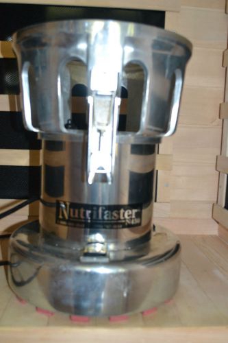 NUTRIFASTER JUICER COMMERCIAL vegetable fruit juicer excellent SUPER BUY