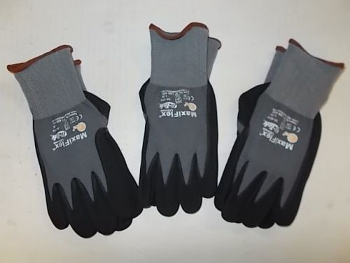 G TEK MAXIFLEX ULTIMATE WORK GLOVES SIZE: LARGE 3  PAIRS