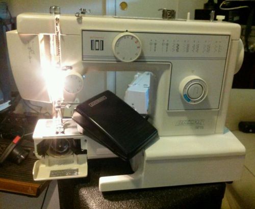 RICCAR R1570 HEAVY DUTY INDUSTRIAL FREE ARM SEWING MACHINE - Denim - Upholstery