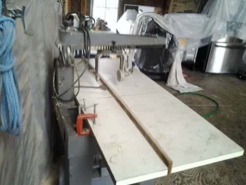 Dewalt model 790 contracters radial arm saw (vintage 1950,s saw )