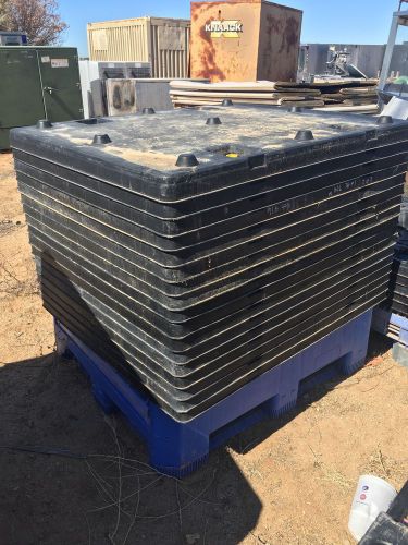 Used Uni-Pak UP404820SS001 Space Saver Top Plastic Pallet Lid 40x48