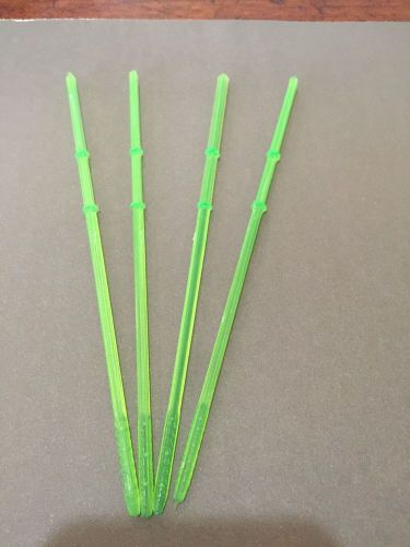 Pack of New Green 20 Green thick Plastic Fruit/Food Skewer-Picks-Drink Stirrer