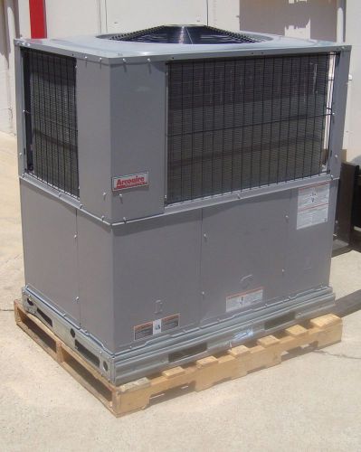 ICP PACKAGED 3 TON AIR CONDITIONER W/ 90000 BTU GAS HEAT, 208/230V 1 PH - NEW 72