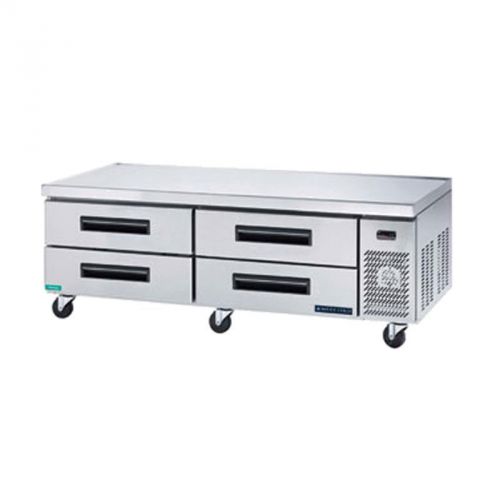 Maxx Cold MCCB84 Refrigerated Chef Base