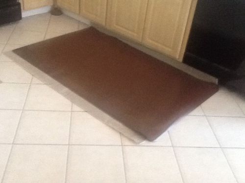 Wood Oasis Anti Fatigue Mat 1/2 Inch Thick 3&#039; X 5&#039;  Dark Walnut