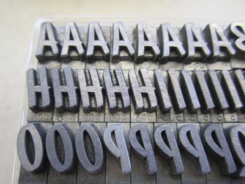 30PT DOM DIAGONAL (ATF 699)  Complete set, cap, lower case, numbers ETC.